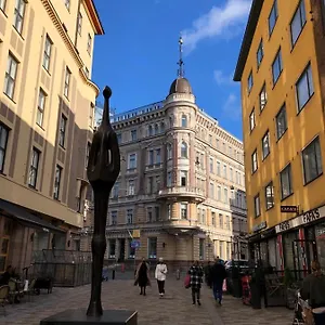 https://design-district-area-compact-apartment-helsinki-center.tophotelshelsinki.com