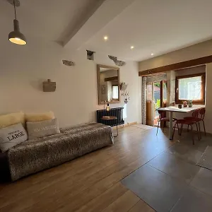 https://apt-studio-latelier-des-reves.hotels-rhonealpes.com